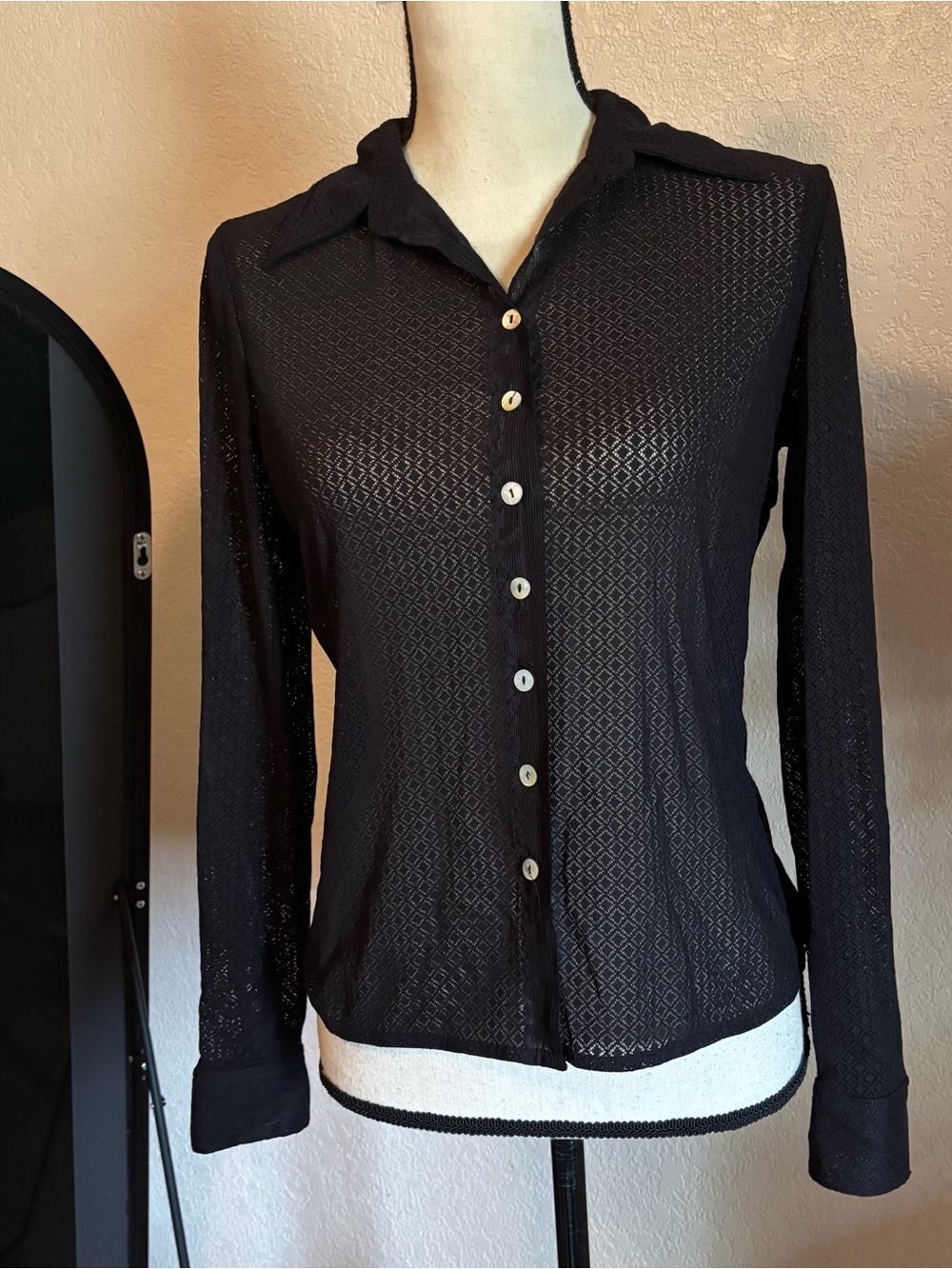 Button Up Top - Picture 2 of 5